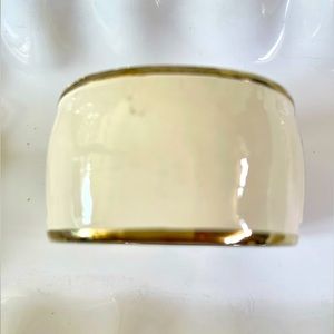 Ann Taylor Cream Enamel and Gold Spring Hinge Cuff